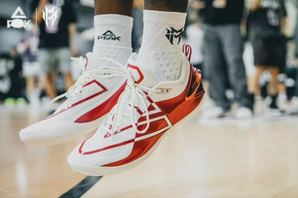 优配库 匹克制定十年规划，体育赛道竞争升级