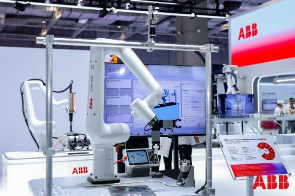 臻富配资 全球首发，ABB工博会发布全新机器人视觉系统