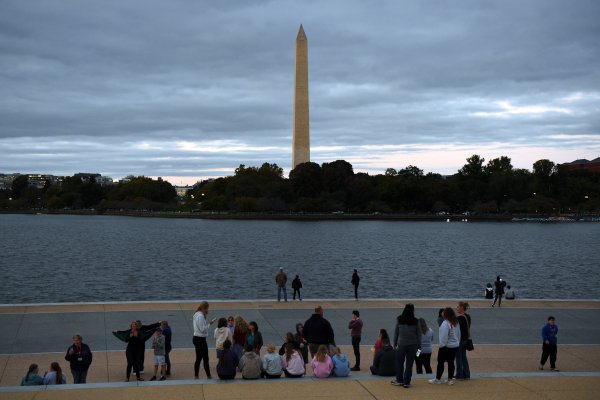 互盈在线 民调：美国政府“停摆”是“大事”，多数人认为两党都有责任